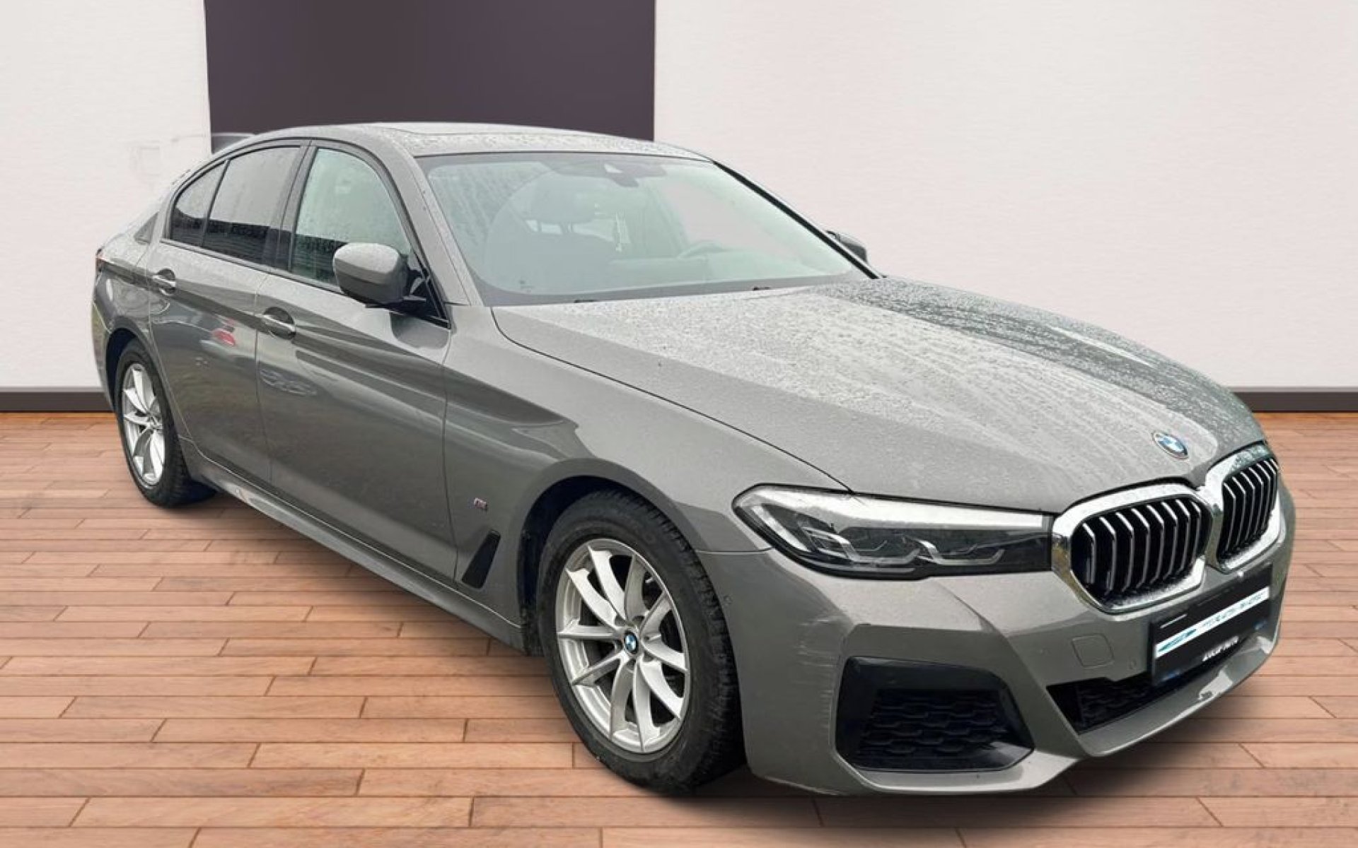 BMW 520dX M-paket, 2.0d -140kW