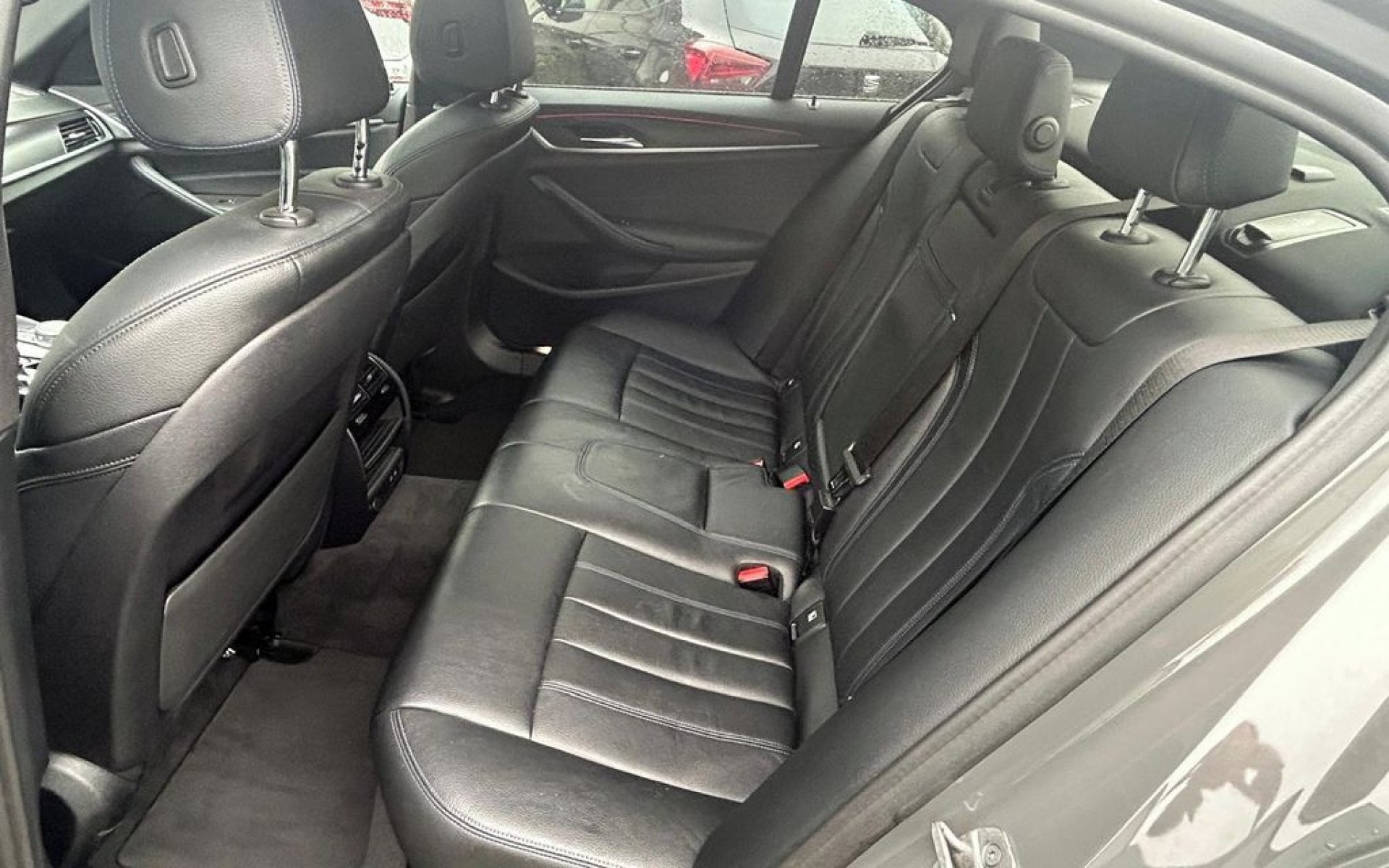 BMW 520dX M-paket, 2.0d -140kW