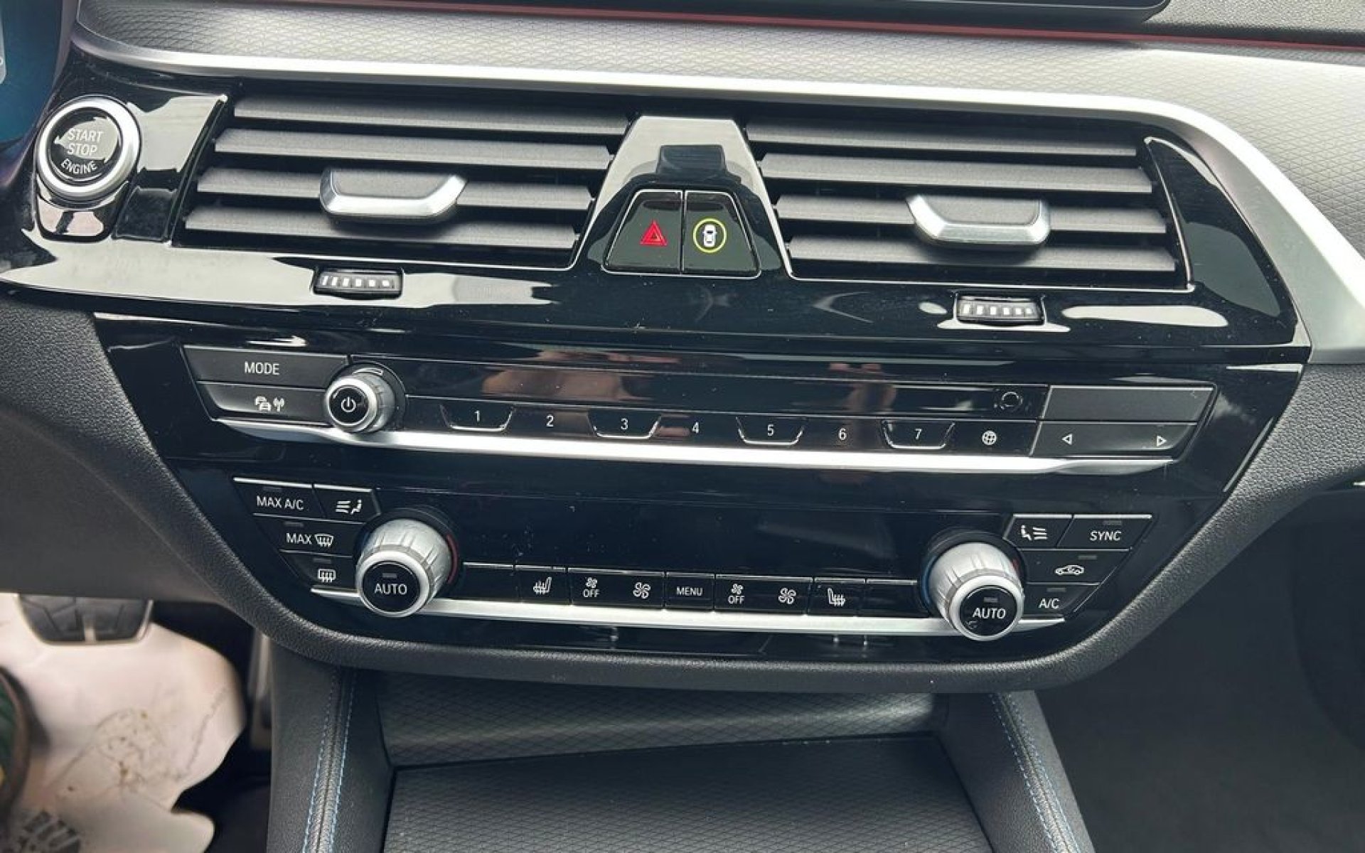 BMW 520dX M-paket, 2.0d -140kW