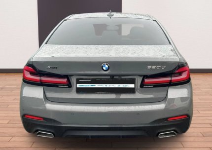 BMW 520dX M-paket, 2.0d -140kW